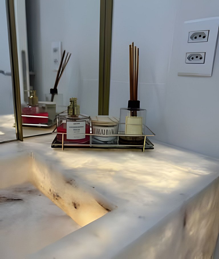 Sol, Mar e Conforto: Seu apartamento de férias.