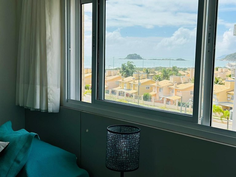 Apartamento com 3 suítes e vista mar em Palmas