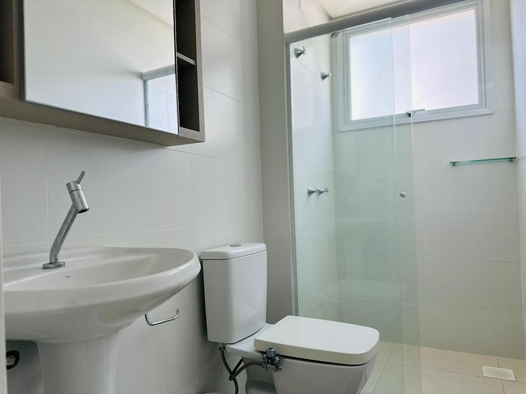 Apartamento com 3 suítes e vista mar em Palmas