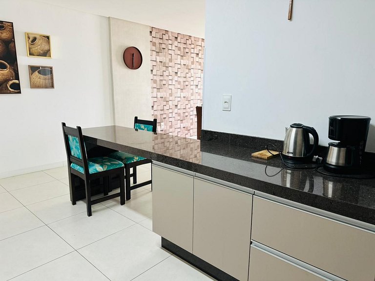 Apartamento com 3 suítes e vista mar em Palmas