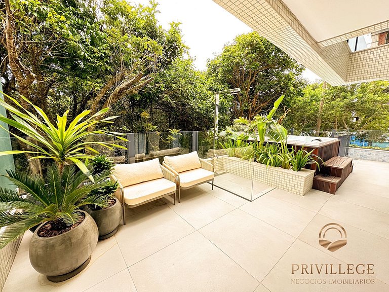 2 dormitórios em prédio Frente mar na Praia Grande