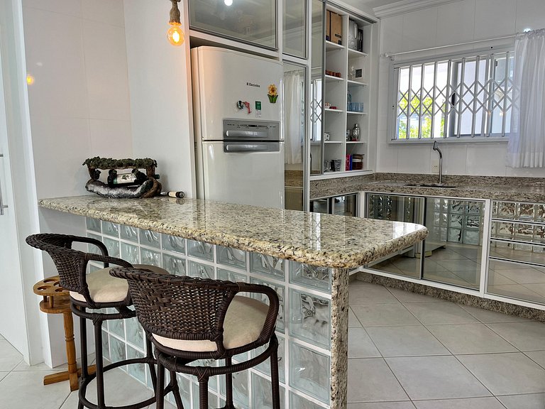 Casa 4Q • Conforto Perto da Praia de Palmas