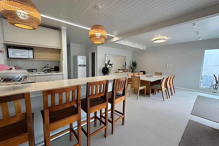 Casa com Piscina Privativa e  com Espaço Gourmet