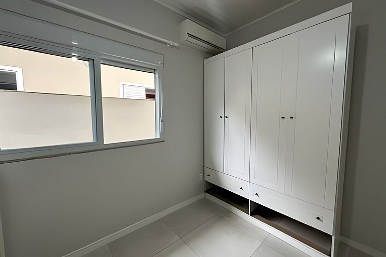 Casa com Piscina Privativa e  com Espaço Gourmet